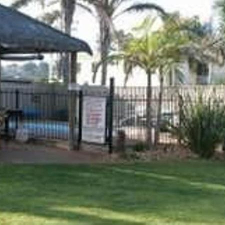 Admirals Lodge ميريمبولا المظهر الخارجي الصورة