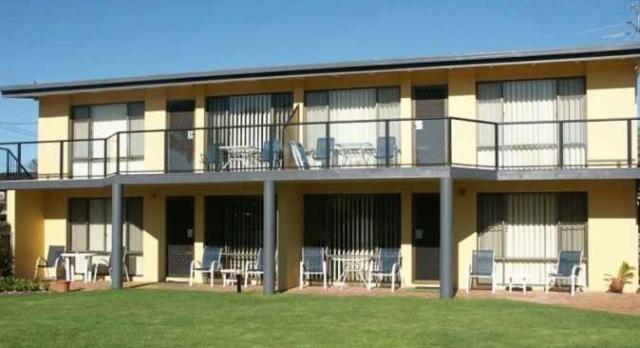 Admirals Lodge ميريمبولا المظهر الخارجي الصورة